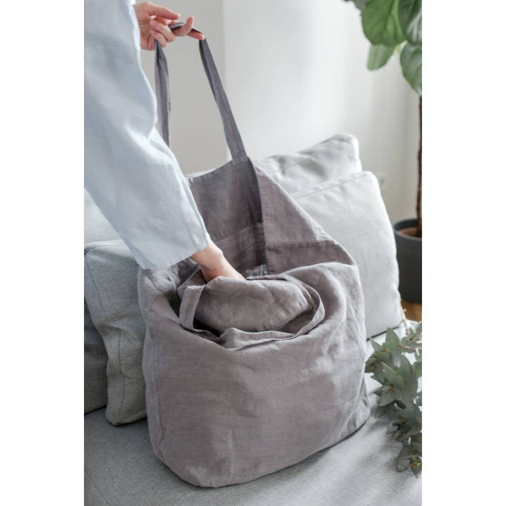 Simple linen bag in ash